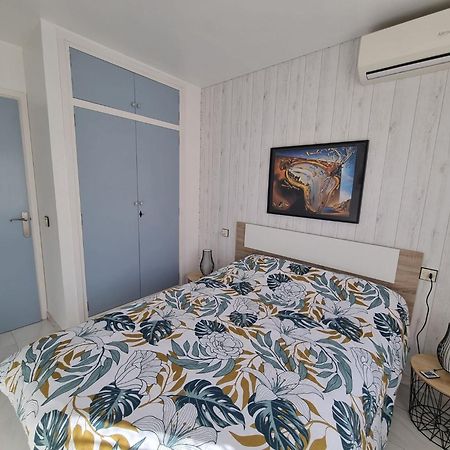 Lovely One Bedroom With Balcony Roses Exterior foto