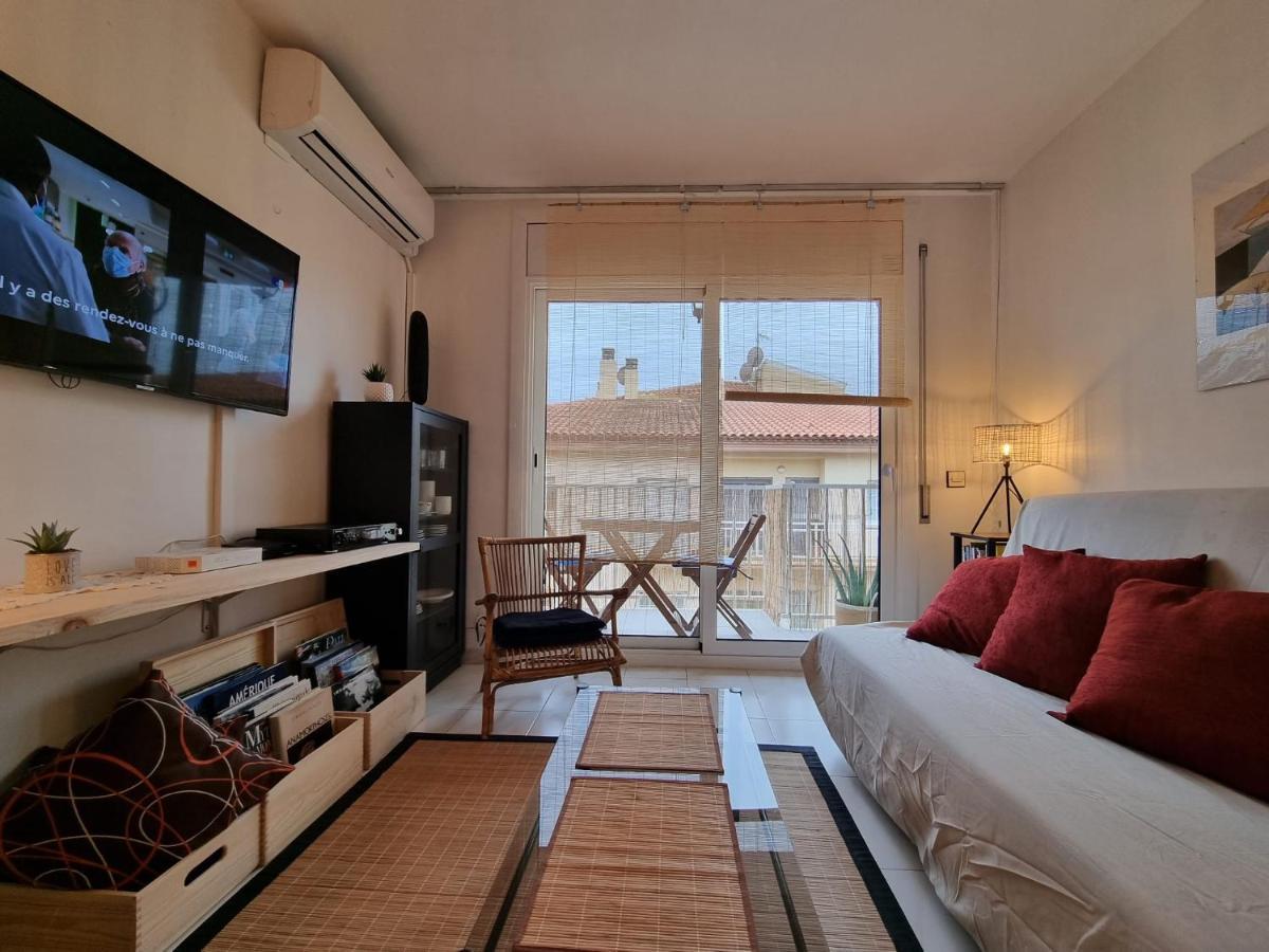 Lovely One Bedroom With Balcony Roses Exterior foto