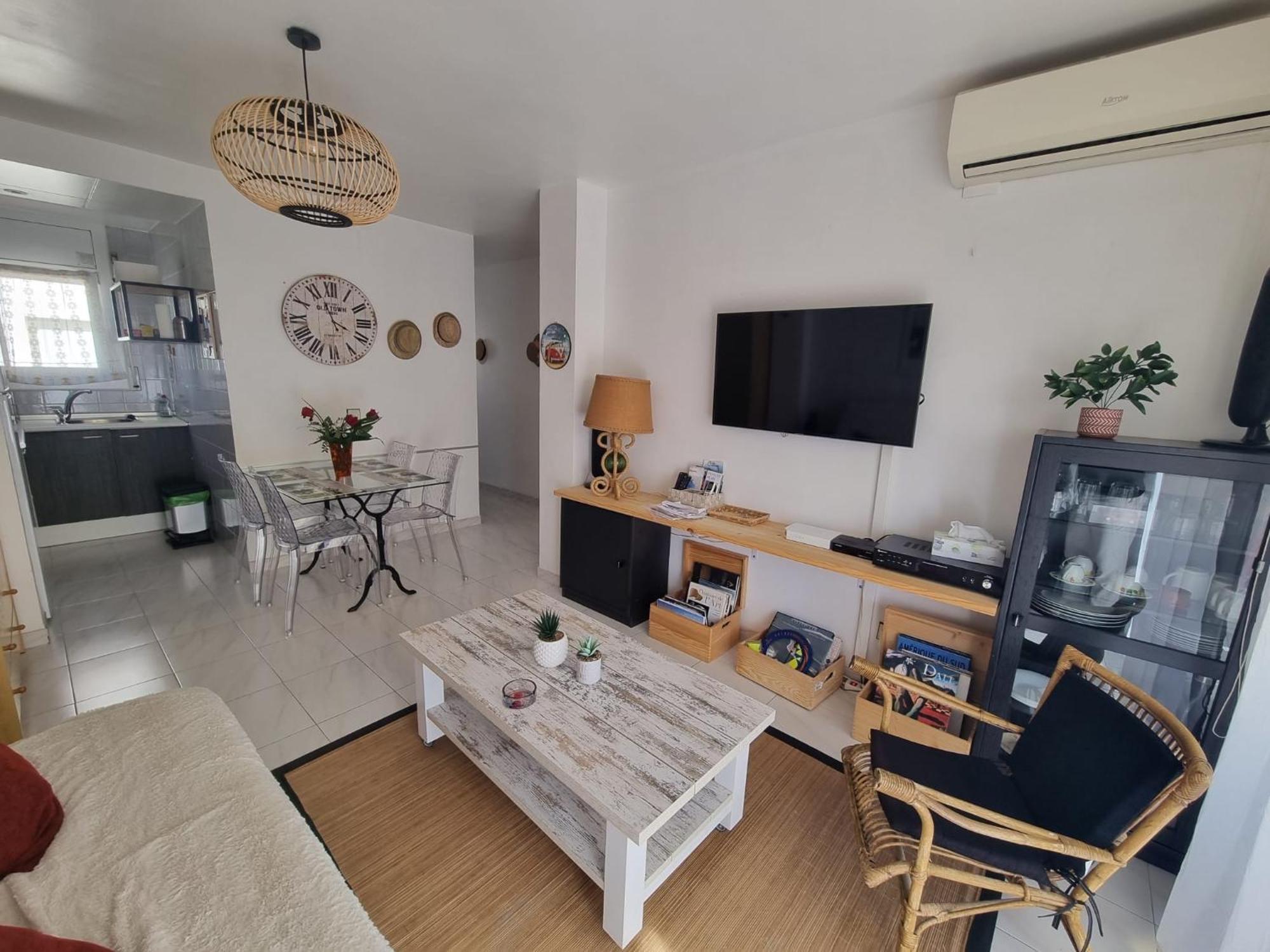 Lovely One Bedroom With Balcony Roses Exterior foto